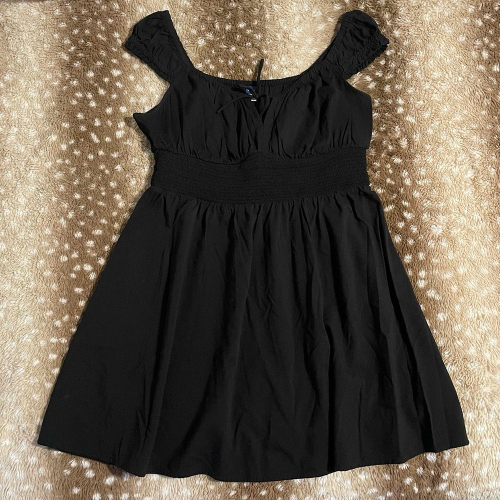 Old Navy Black Petite Dress